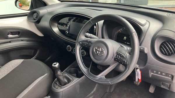 Used Toyota Aygo X 2022 for sale - 76265904: Photo 25