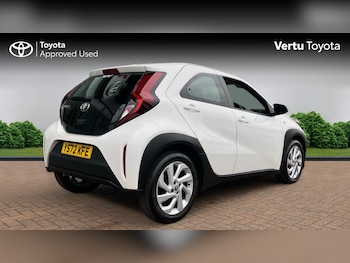Used Toyota Aygo X 2022 for sale - 76265904: Photo 2