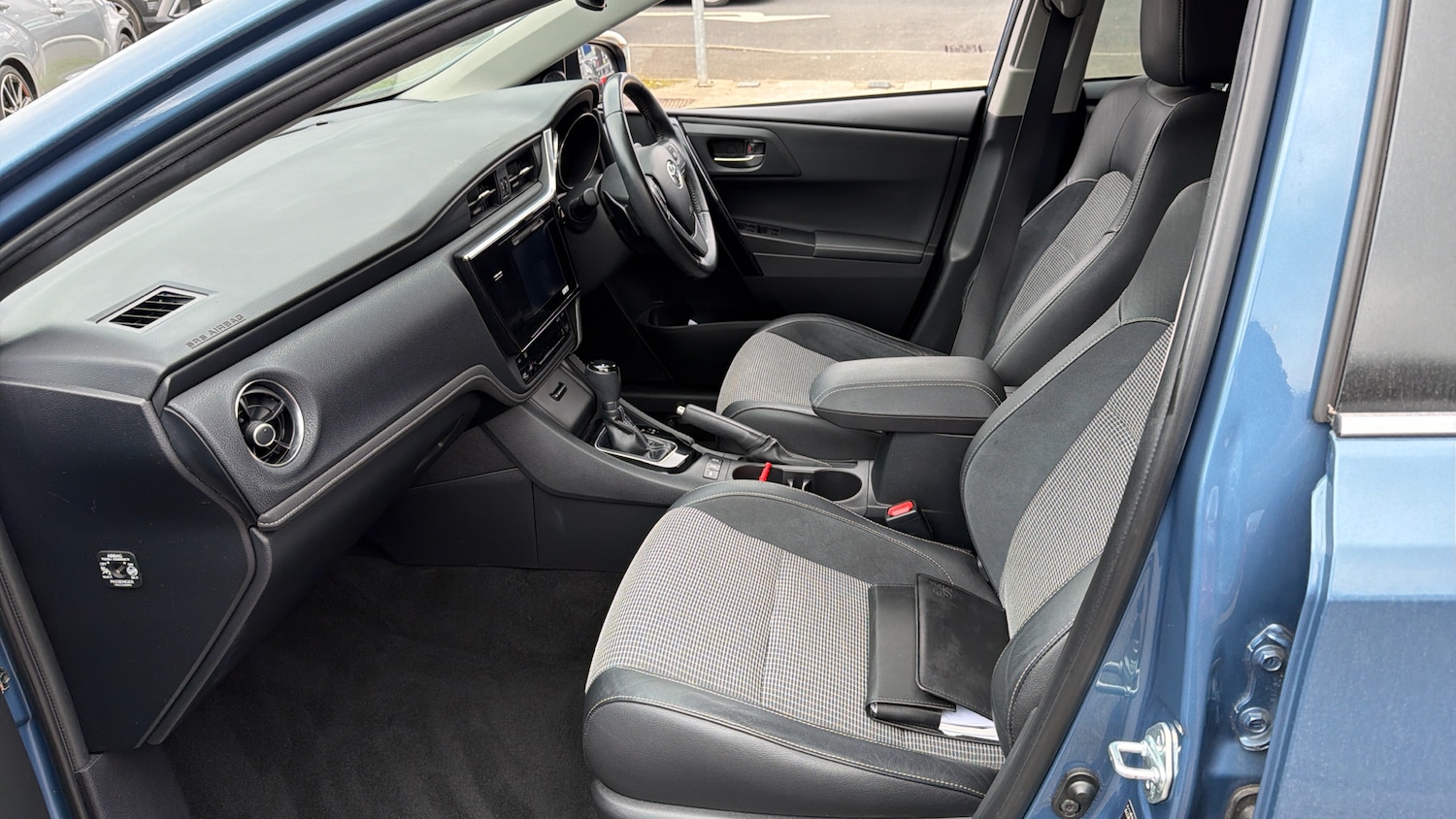 Used Toyota Auris 2016 for sale - 77935121: Photo 10