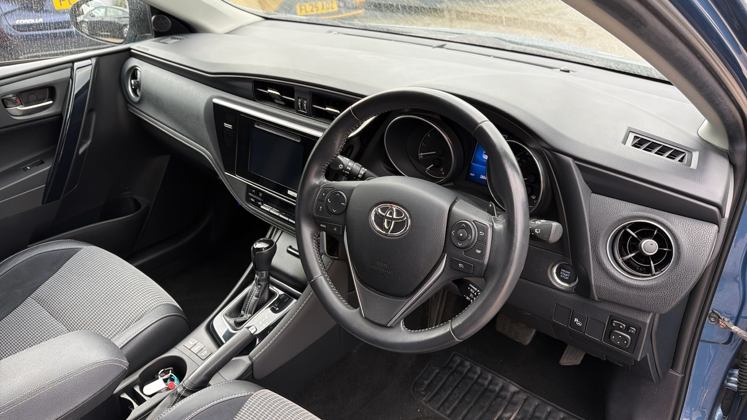Used Toyota Auris 2016 for sale - 77935121: Photo 25