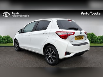 Used Toyota Yaris 2019 for sale - 77803525: Photo