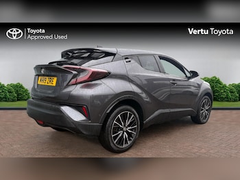Used Toyota C-HR 2019 for sale - 76796833: Photo