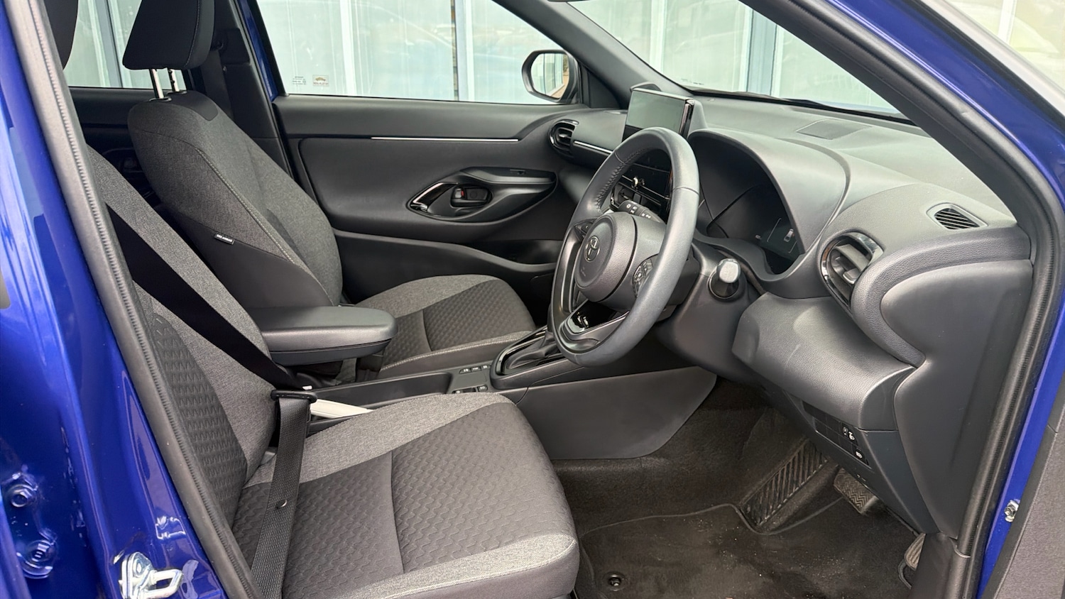 Used Toyota Yaris Cross 2024 for sale - 76718798: Photo 11