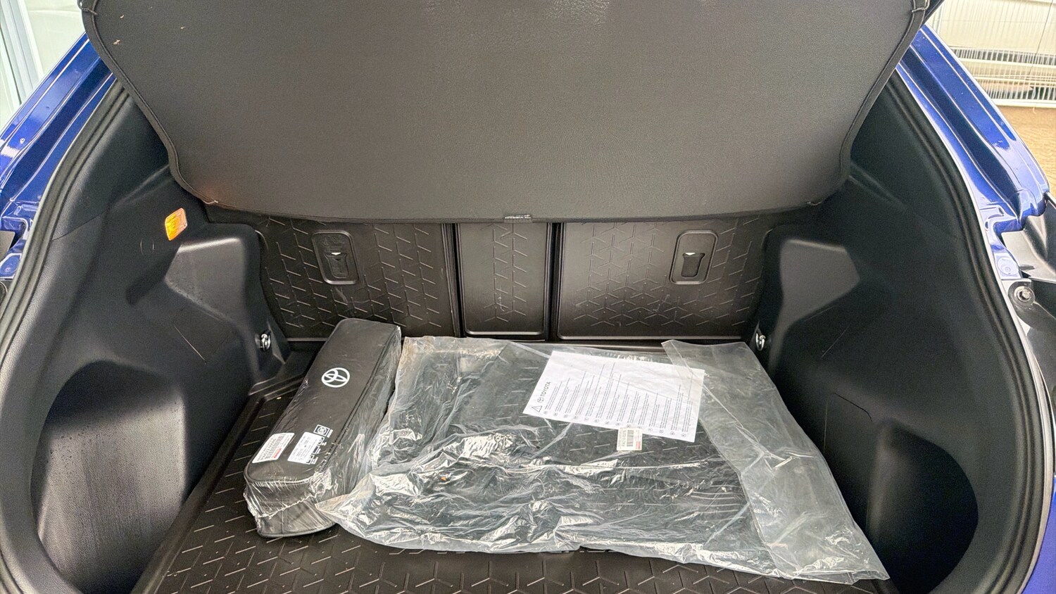 Used Toyota Yaris Cross 2024 for sale - 76718798: Photo 14