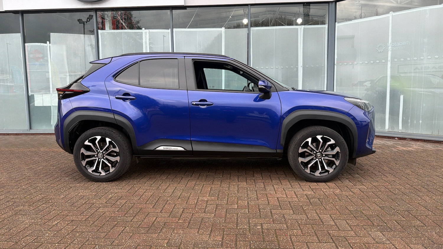 Used Toyota Yaris Cross 2024 for sale - 76718798: Photo 16