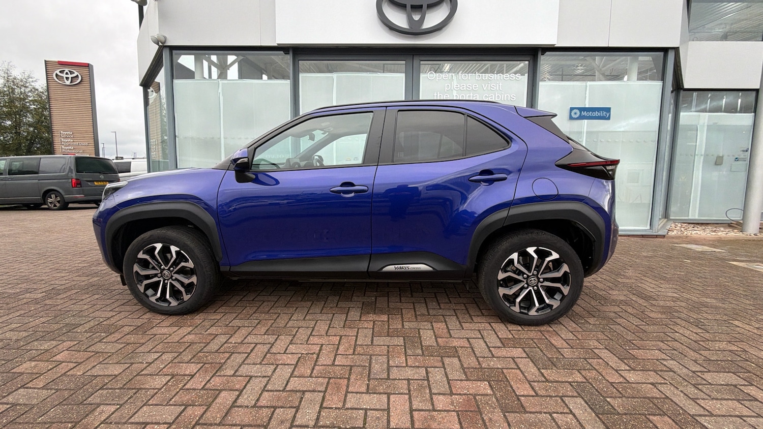 Used Toyota Yaris Cross 2024 for sale - 76718798: Photo 17