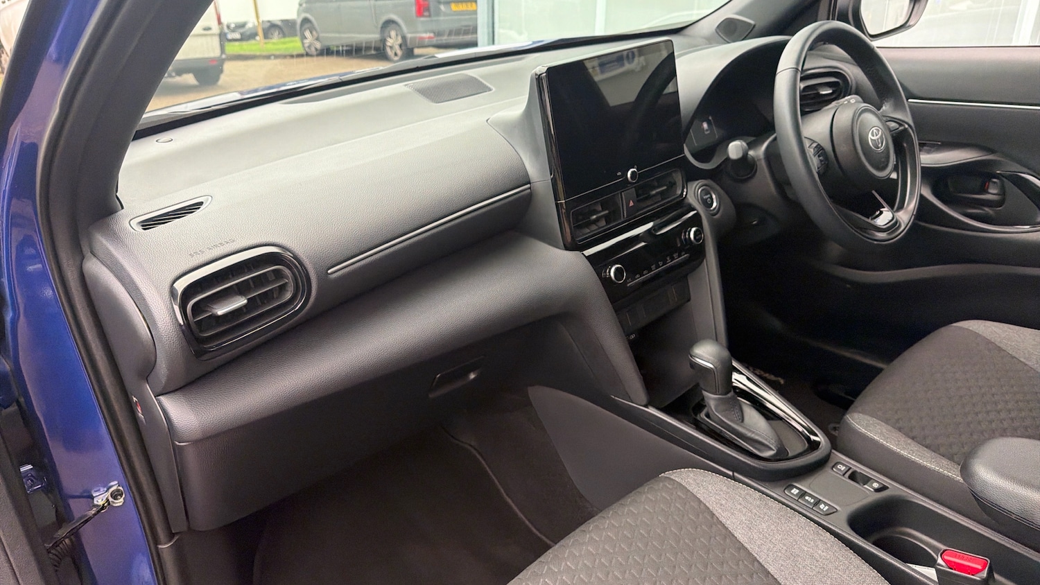 Used Toyota Yaris Cross 2024 for sale - 76718798: Photo 34