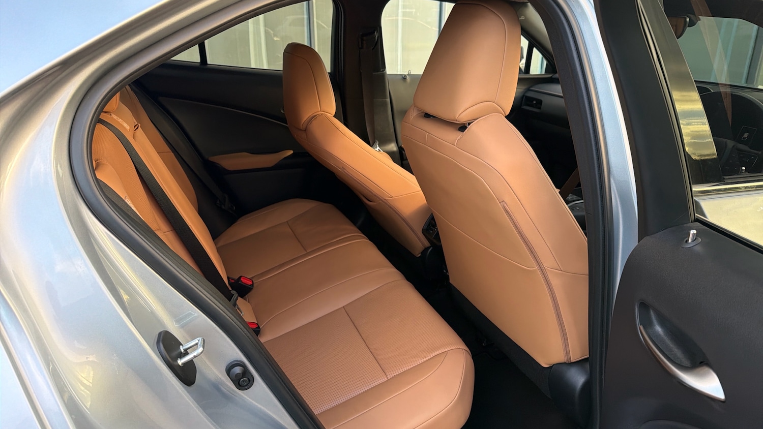 Used Lexus UX 2023 for sale - 76894387: Photo 12