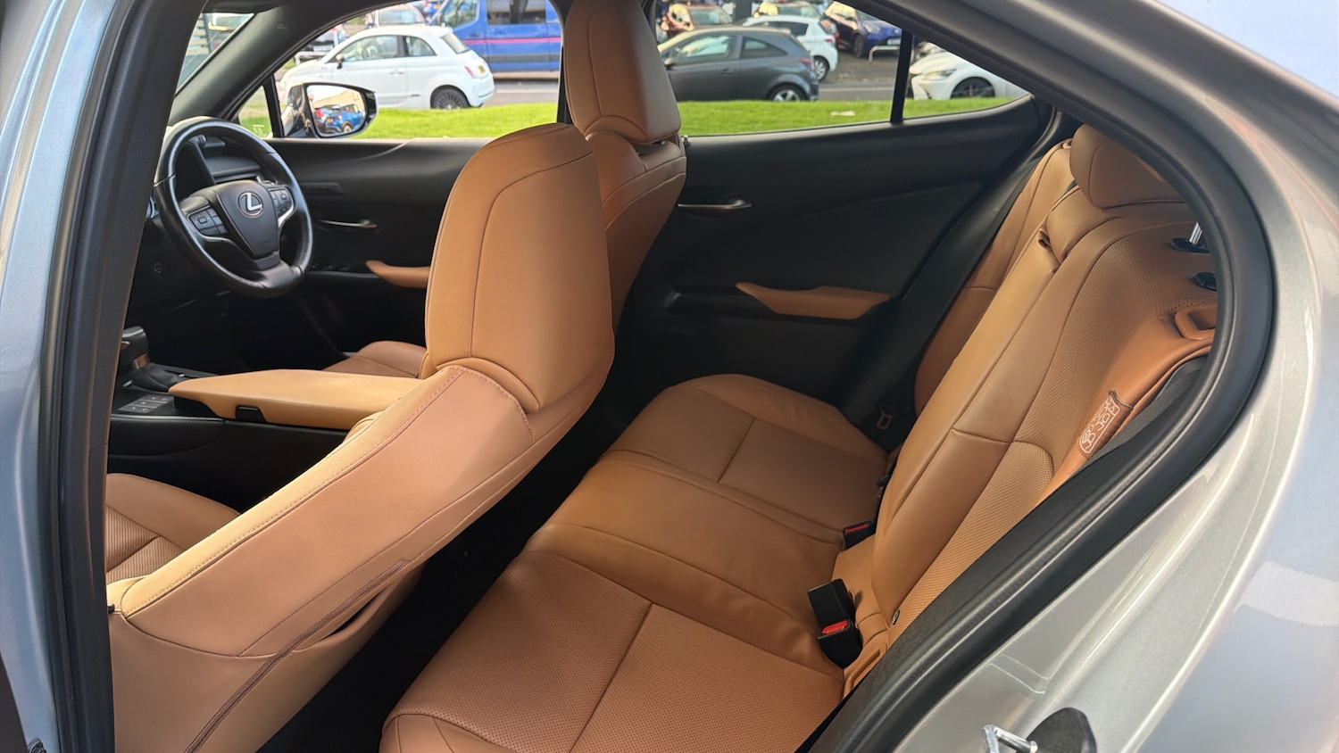 Used Lexus UX 2023 for sale - 76894387: Photo 13