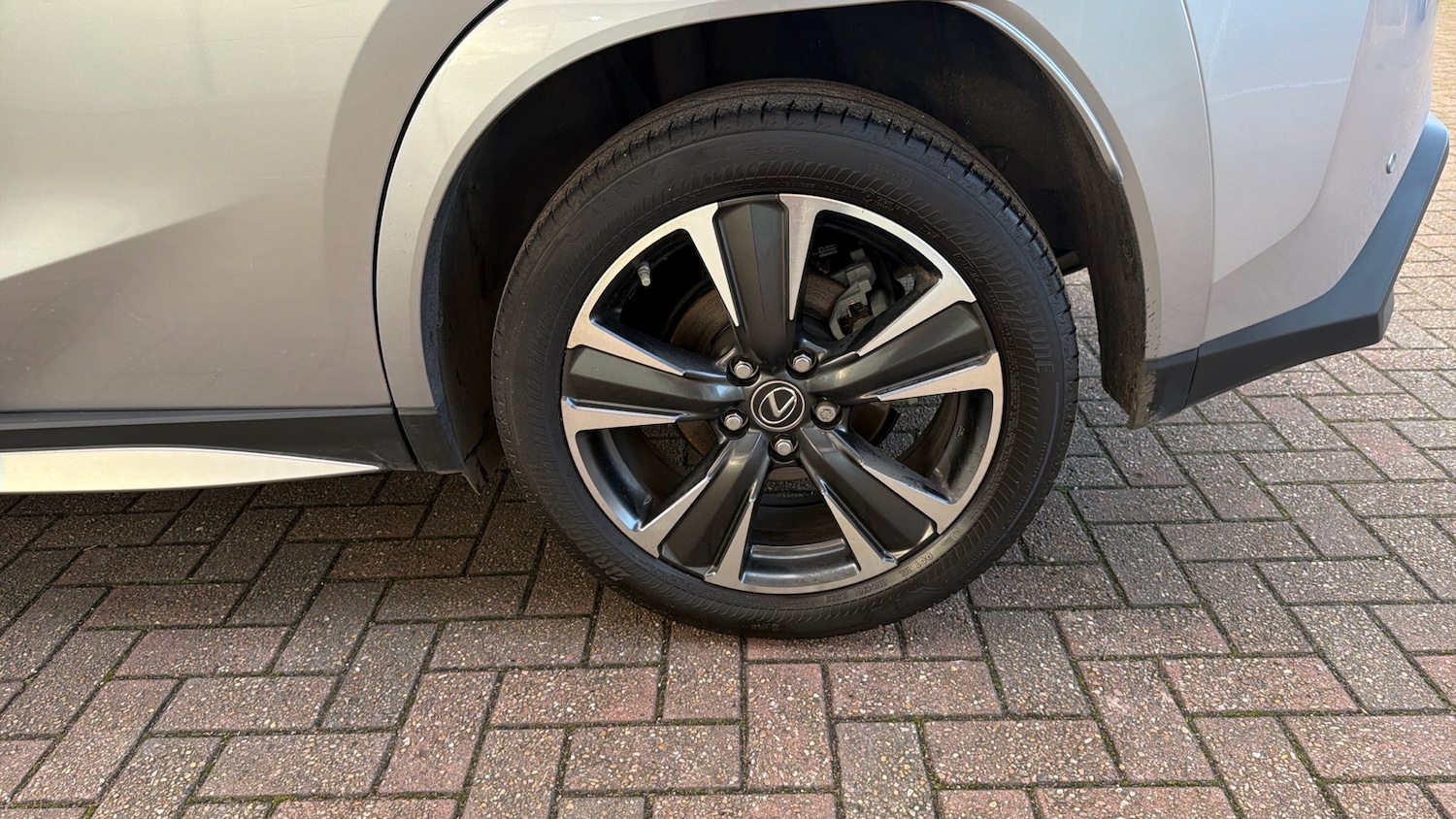 Used Lexus UX 2023 for sale - 76894387: Photo 36