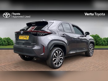Used Toyota Yaris Cross 2023 for sale - 75555672: Photo