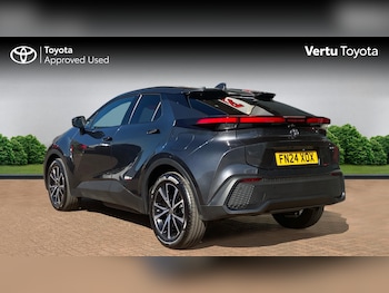 Used Toyota C-HR 2024 for sale - 79421288: Photo