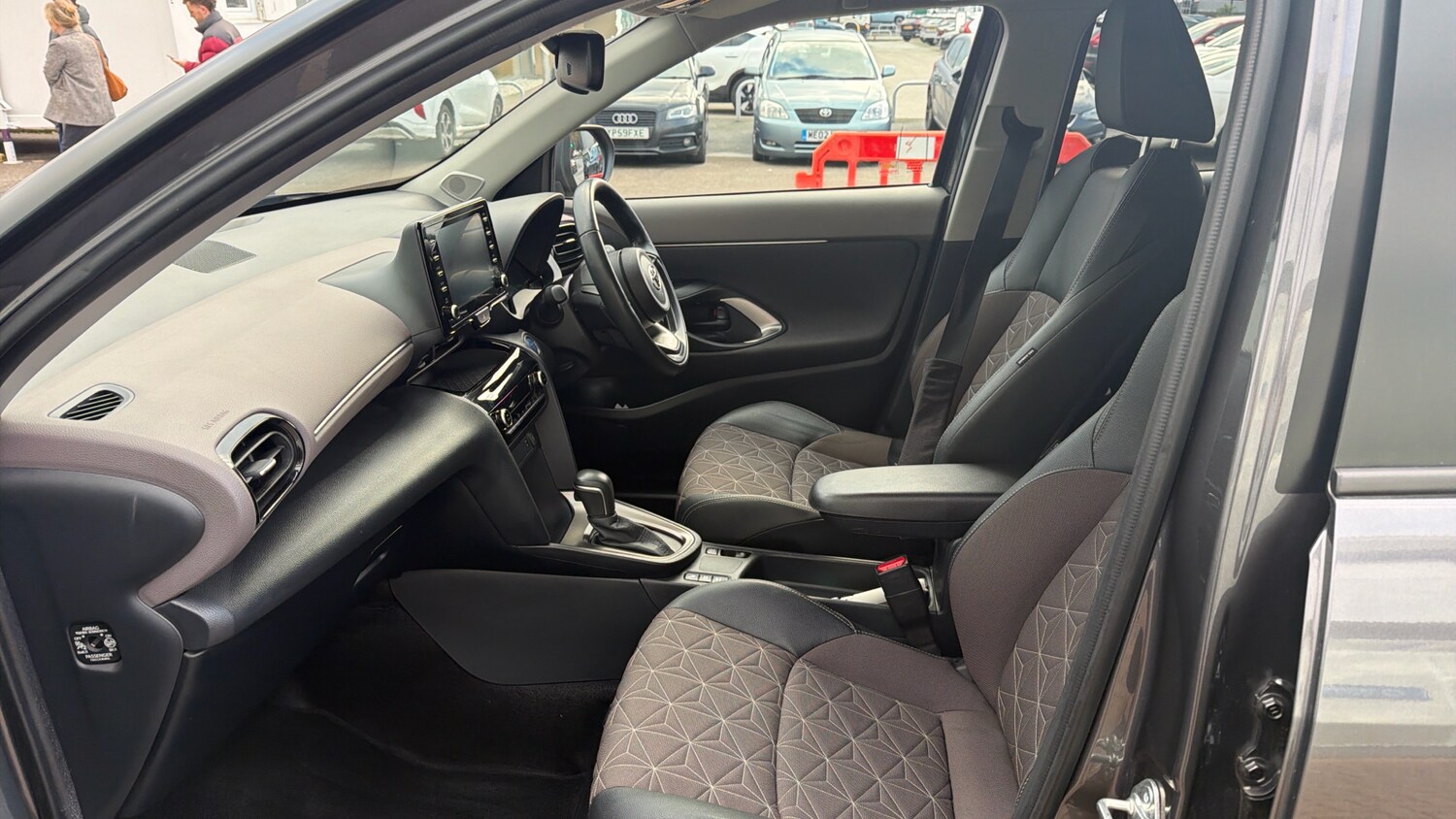 Used Toyota Yaris Cross 2022 for sale - 77405604: Photo 10