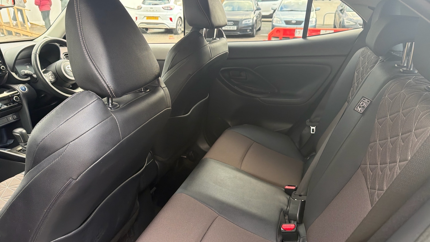 Used Toyota Yaris Cross 2022 for sale - 77405604: Photo 13