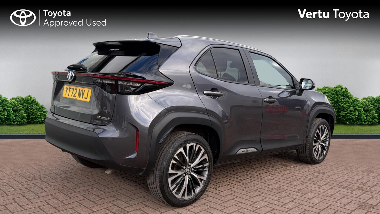 Used Toyota Yaris Cross 2022 for sale - 77405604: Photo 2