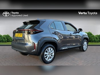 Used Toyota Yaris Cross 2025 for sale - 78025238: Photo