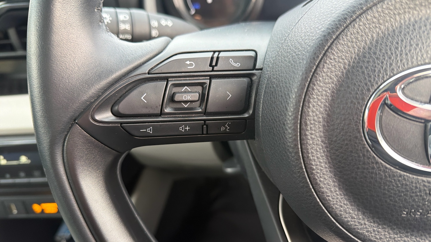 Used Toyota Yaris 2022 for sale - 77085408: Photo 27