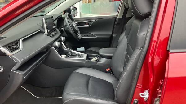 Used Toyota RAV4 2019 for sale - 76196387: Photo 10