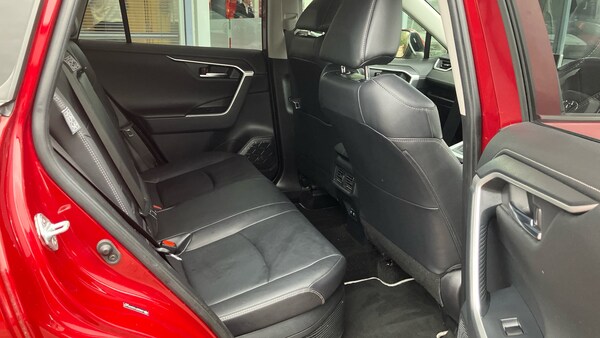 Used Toyota RAV4 2019 for sale - 76196387: Photo 12