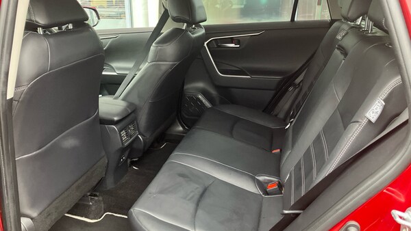 Used Toyota RAV4 2019 for sale - 76196387: Photo 13