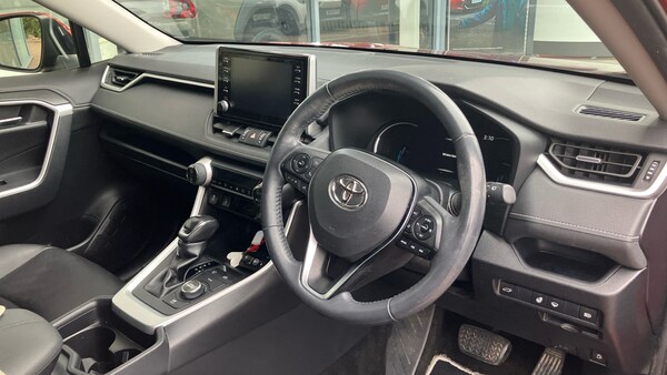 Used Toyota RAV4 2019 for sale - 76196387: Photo 25