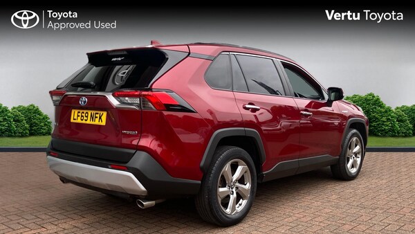 Used Toyota RAV4 2019 for sale - 76196387: Photo 2