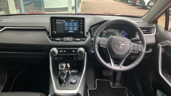 Used Toyota RAV4 2019 for sale - 76196387: Photo 5