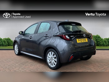 Used Toyota Yaris 2021 for sale - 77531778: Photo