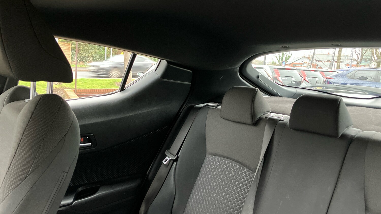 Used Toyota C-HR 2020 for sale - 77640475: Photo 24