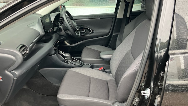 Used Toyota Yaris 2024 for sale - 76287832: Photo 10