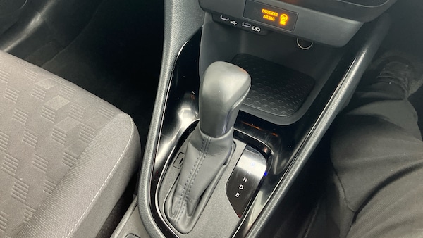 Used Toyota Yaris 2024 for sale - 76287832: Photo 29