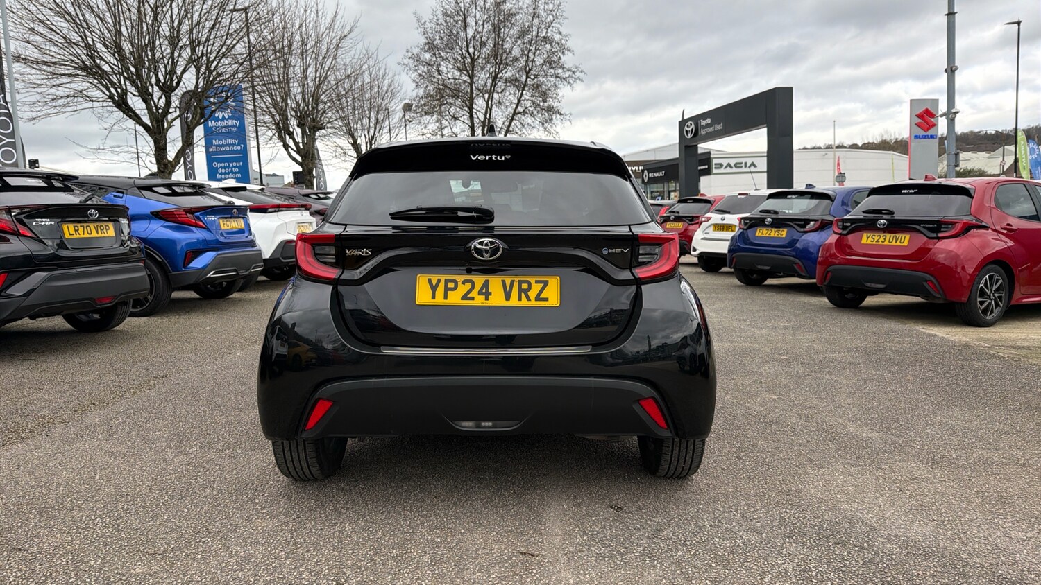 Used Toyota Yaris 2024 for sale - 77883762: Photo 19