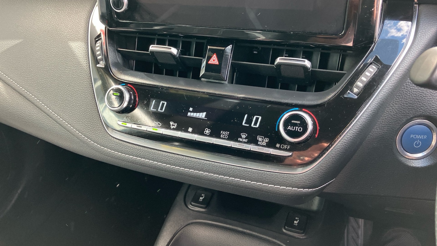 Vehicle 28