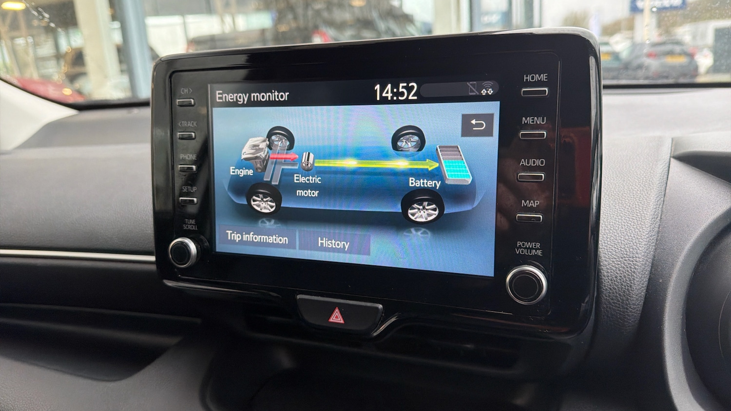 Used Toyota Yaris 2023 for sale - 77718528: Photo 21