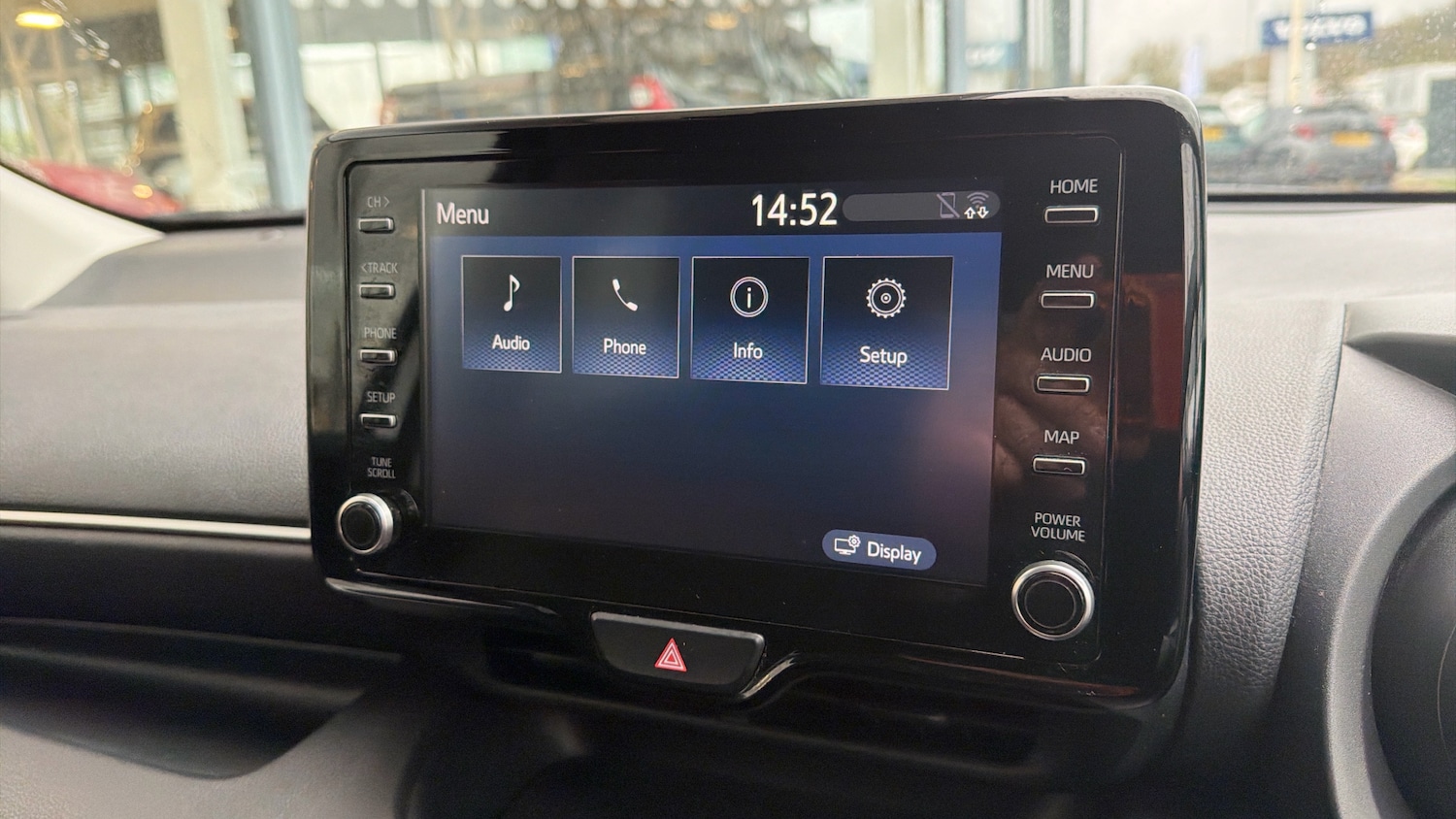 Used Toyota Yaris 2023 for sale - 77718528: Photo 22