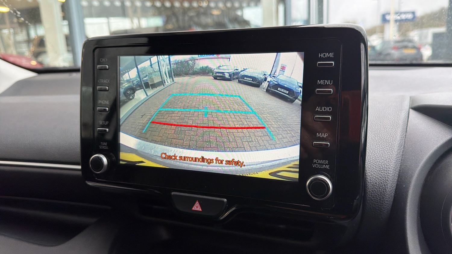 Used Toyota Yaris 2023 for sale - 77718528: Photo 24