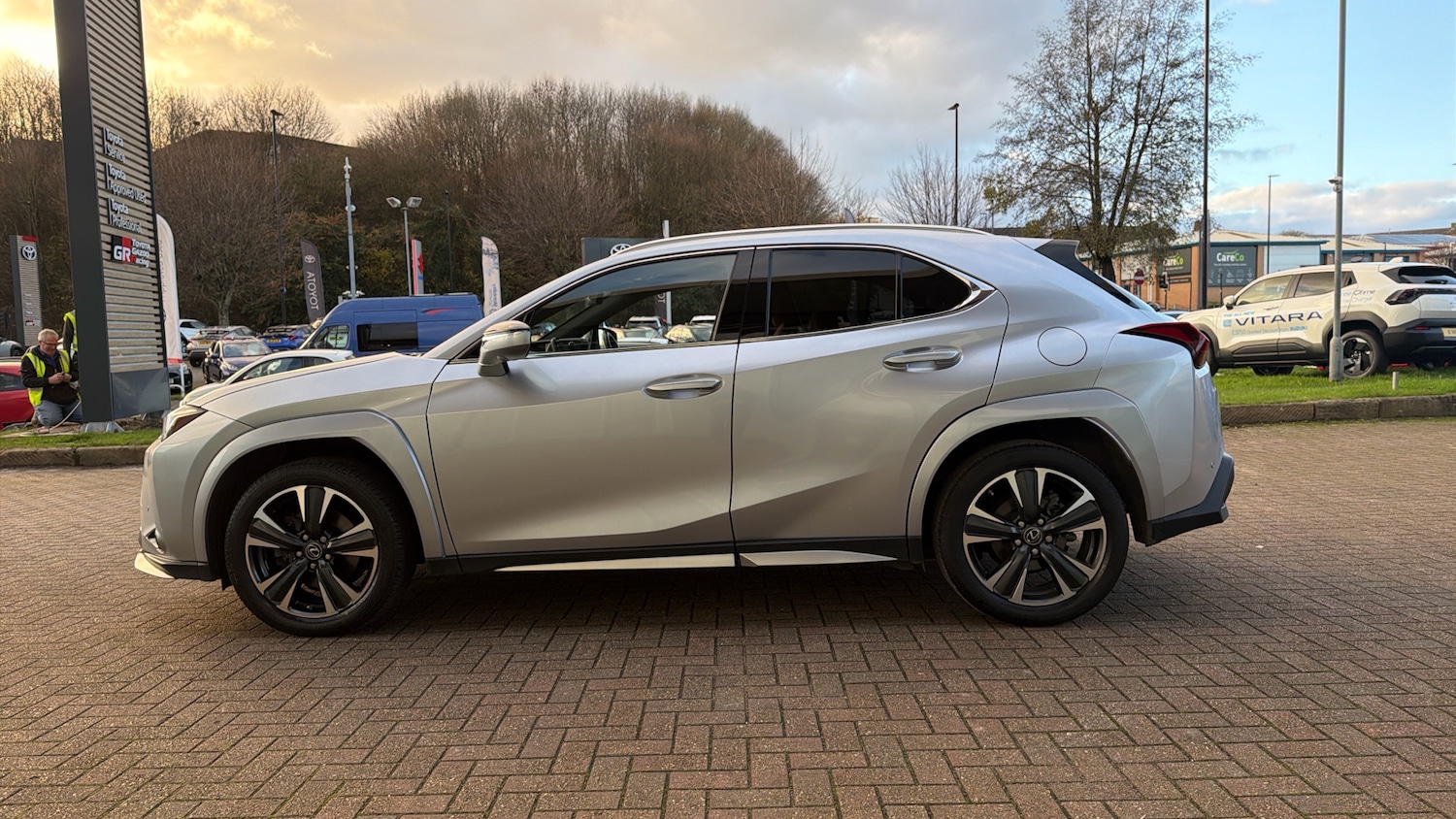 Used Lexus UX 2023 for sale - 77161010: Photo 17