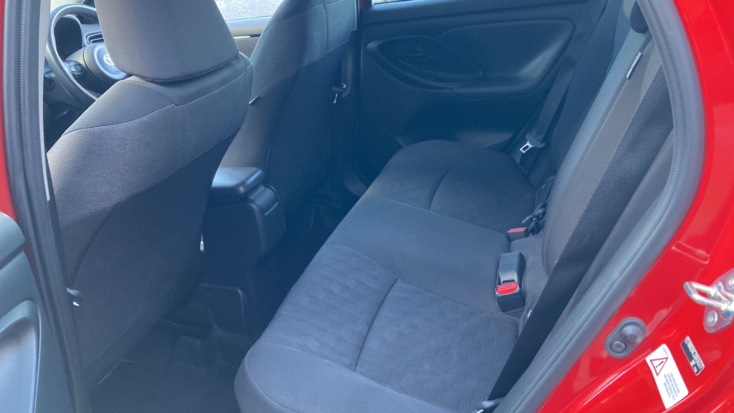 Used Toyota Yaris 2024 for sale - 77988926: Photo 16