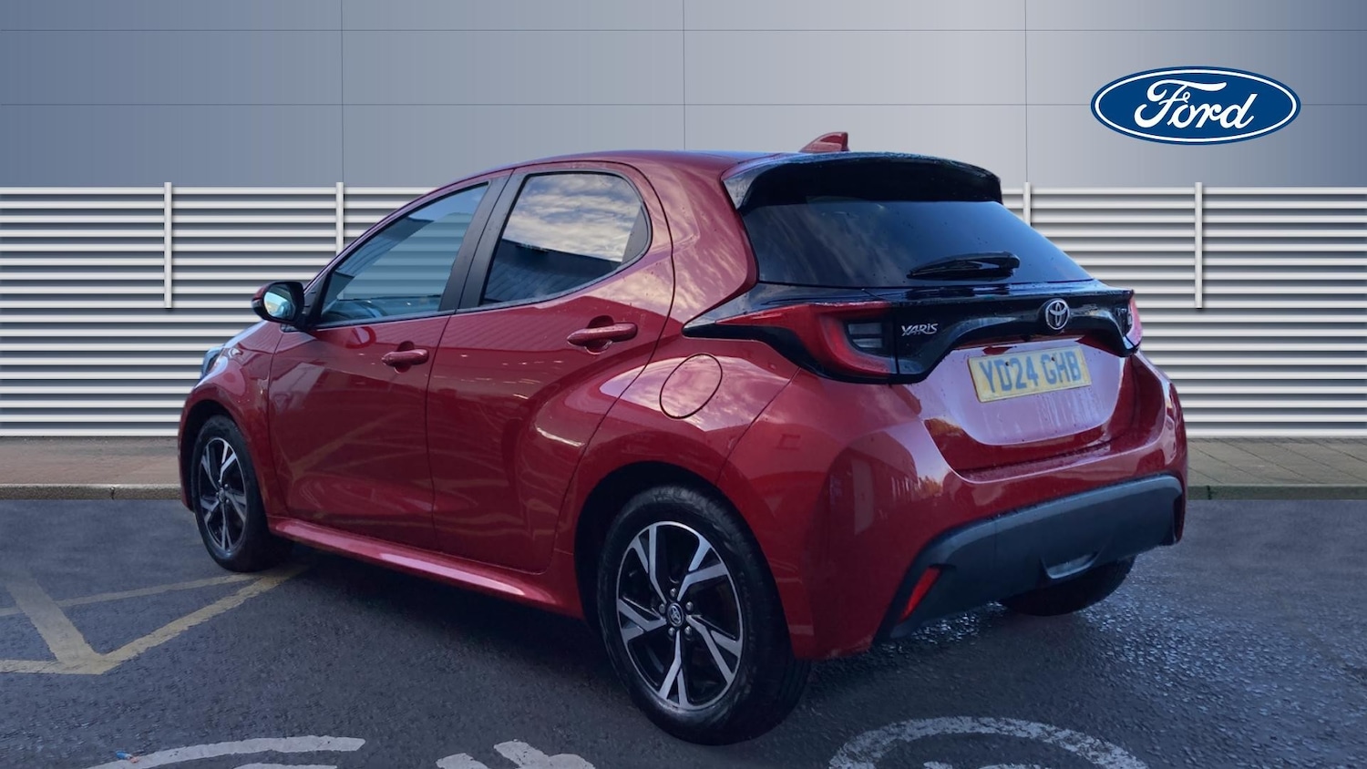 Used Toyota Yaris 2024 for sale - 77988926: Photo 2