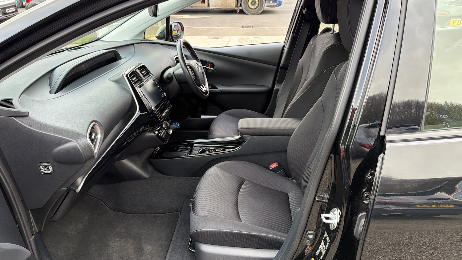 Used Toyota Prius 2020 for sale - 77906231: Photo 10