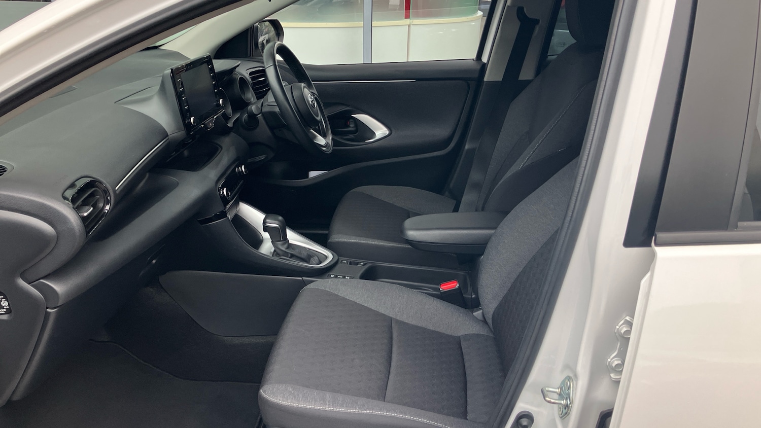 Used Toyota Yaris 2022 for sale - 76598826: Photo 10