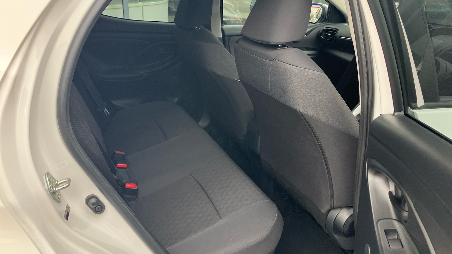 Used Toyota Yaris 2022 for sale - 76598826: Photo 12