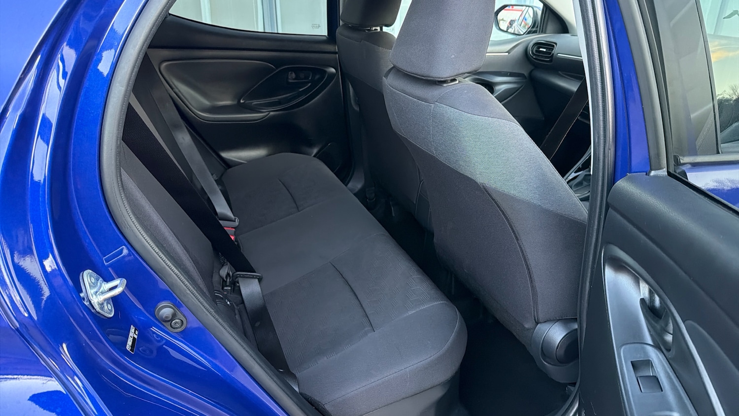 Used Toyota Yaris 2024 for sale - 76653119: Photo 12