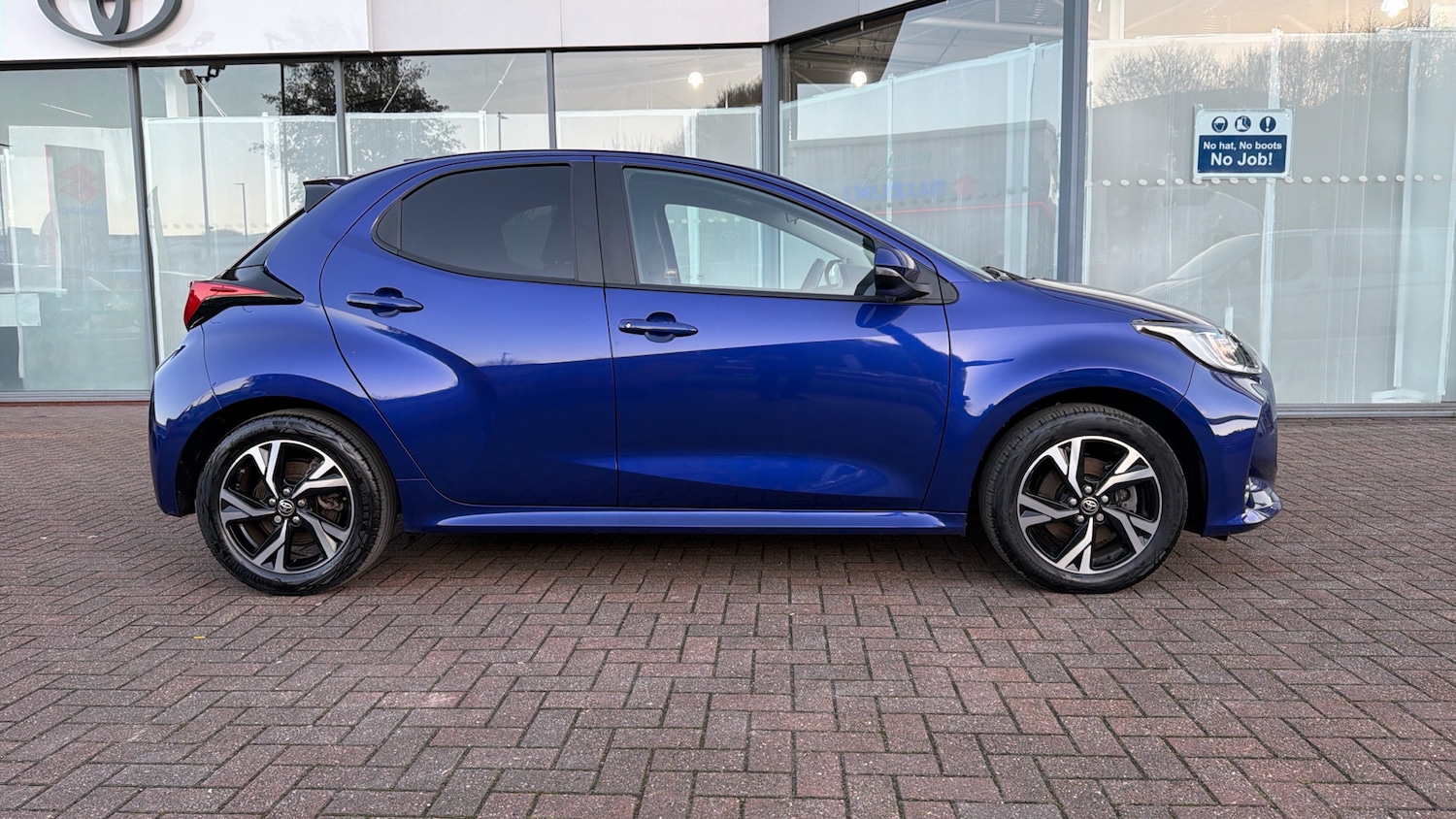 Used Toyota Yaris 2024 for sale - 76653119: Photo 16