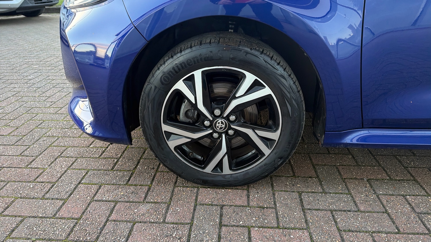 Used Toyota Yaris 2024 for sale - 76653119: Photo 32