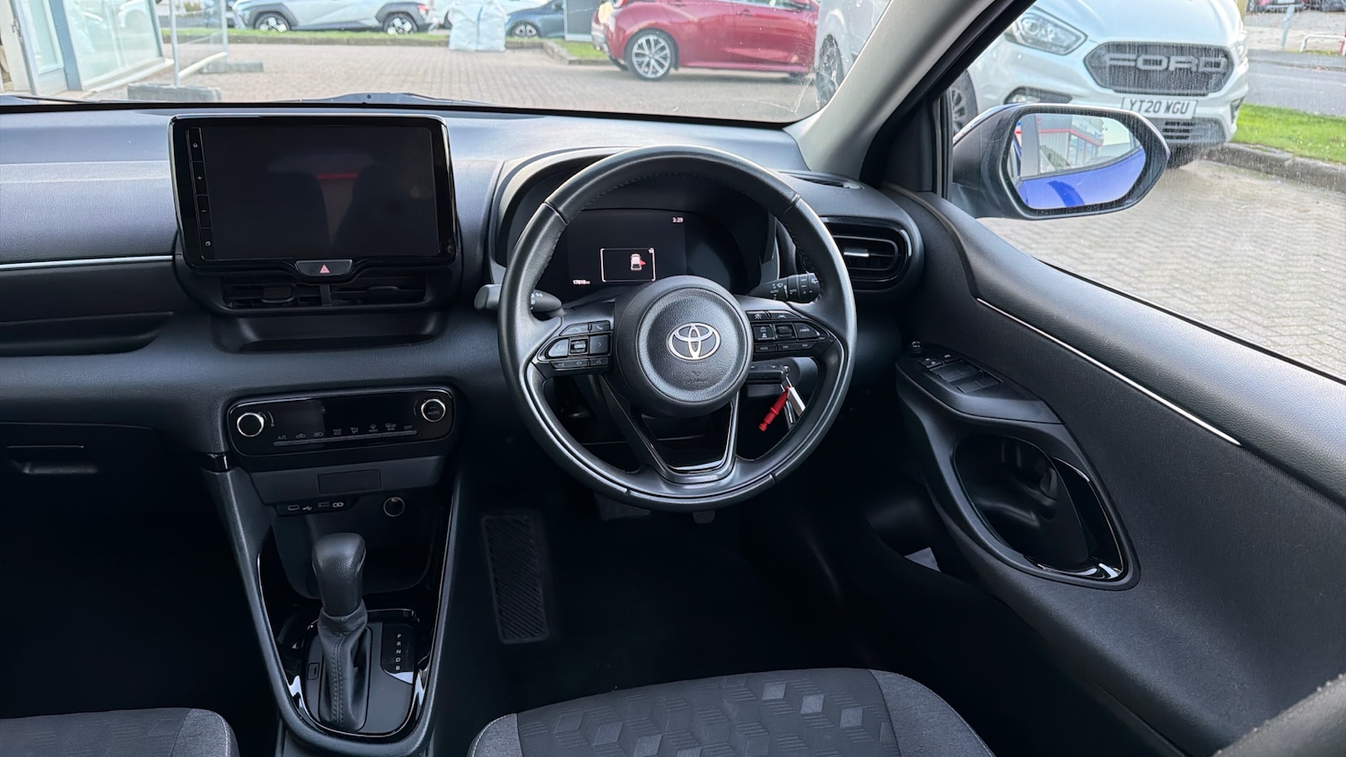 Used Toyota Yaris 2024 for sale - 76653119: Photo 6