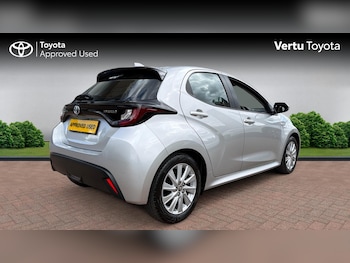 Used Toyota Yaris 2021 for sale - 78639778: Photo
