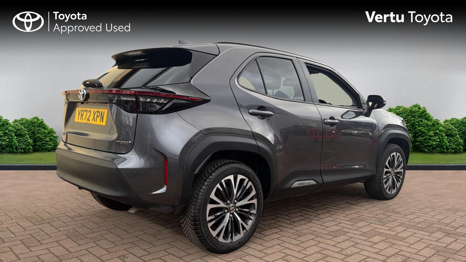 Used Toyota Yaris Cross 2022 for sale - 77326749: Photo 2