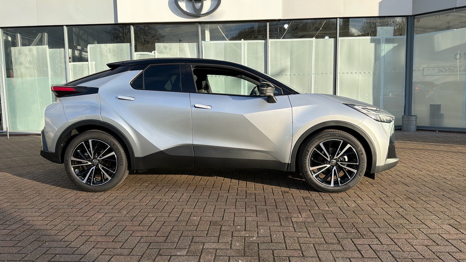 Used Toyota C-HR 2025 for sale - 77168470: Photo 16