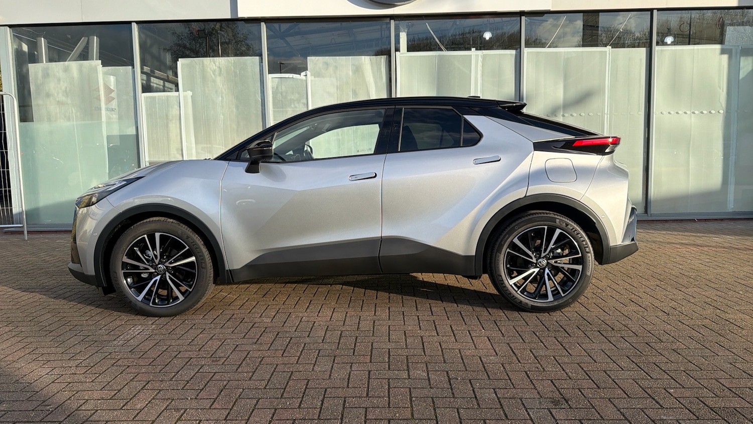 Used Toyota C-HR 2025 for sale - 77168470: Photo 17